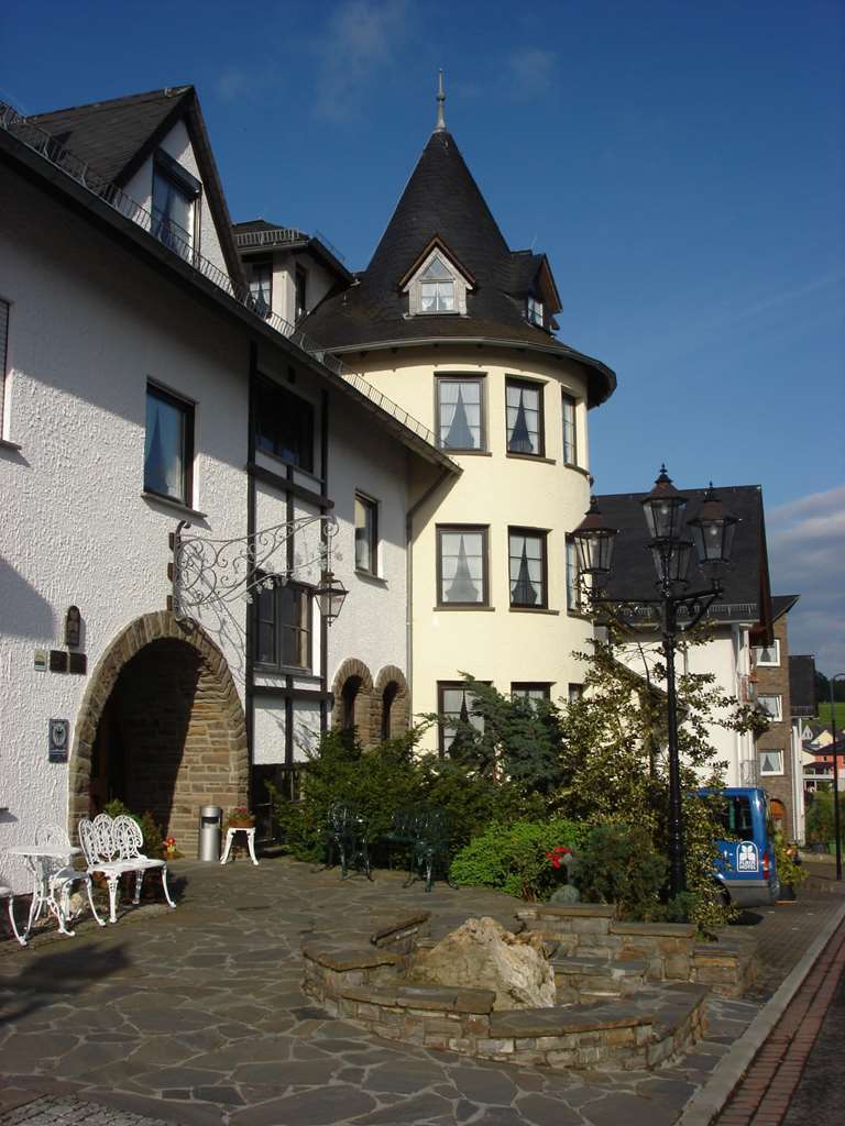 Hotel Zum Rehberg Kastellaun Exterior photo